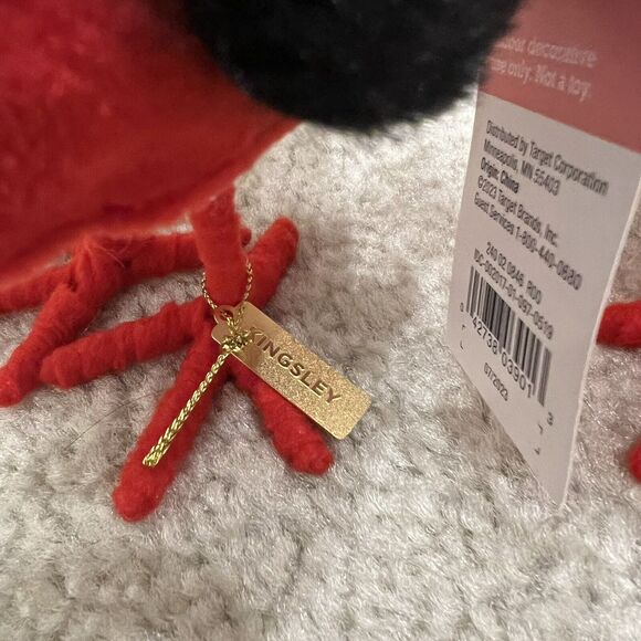 2 Target Spritz Feathery Friends 2024 Valentine’s Day Birds Queenie Kingsley NWT - Picture 4 of 5